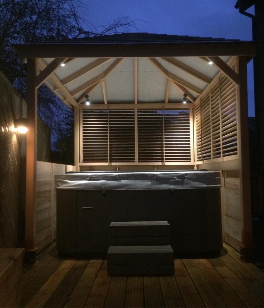 Contact Carpentry - Garden Rooms